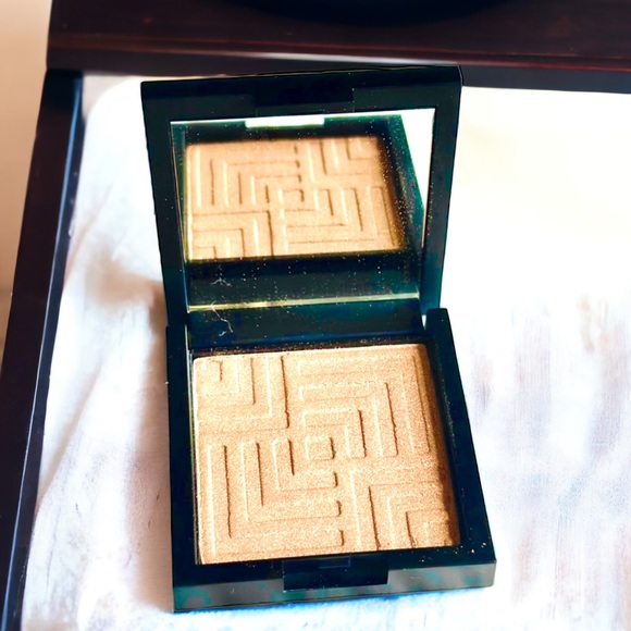 Dose Of Colors Highlighter - Picture 2 of 3